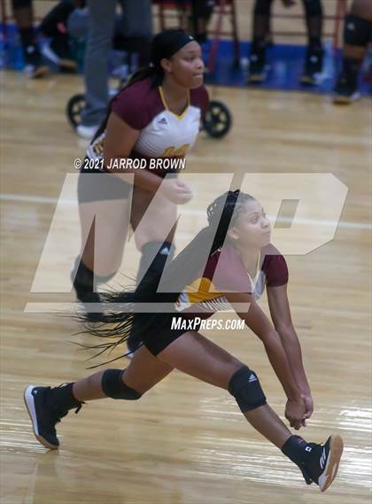 Thumbnail 3 in Beaumont United @ West Brook photogallery.