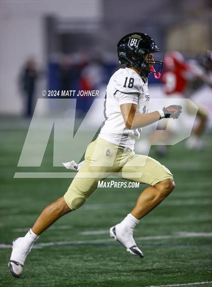 Thumbnail 1 in Servite @ Orange Lutheran photogallery.
