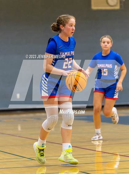 Thumbnail 3 in Valley Christian vs. Tamalpais photogallery.
