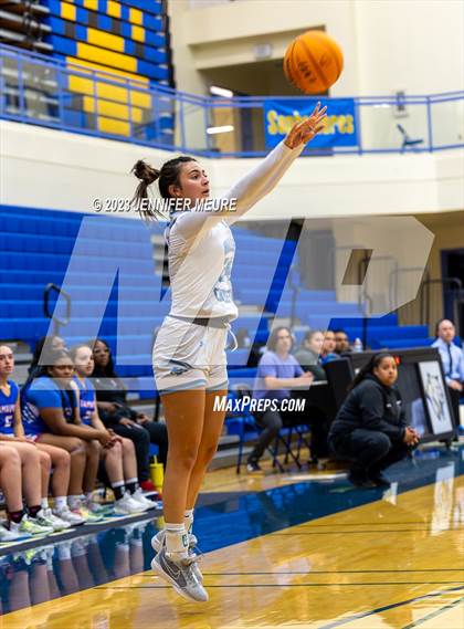 Thumbnail 3 in Valley Christian vs. Tamalpais photogallery.