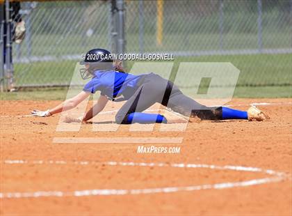 Thumbnail 3 in Midway Softball (Extending the Season) photogallery.