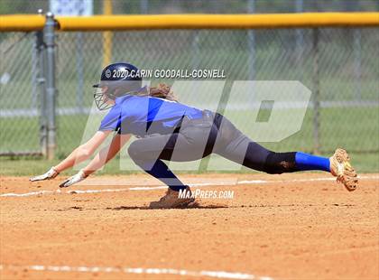 Thumbnail 2 in Midway Softball (Extending the Season) photogallery.