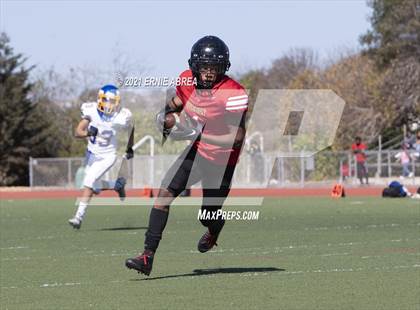 Thumbnail 1 in Pinole Valley @ Salesian College Preparatory photogallery.