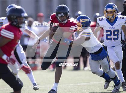 Thumbnail 2 in Pinole Valley @ Salesian College Preparatory photogallery.