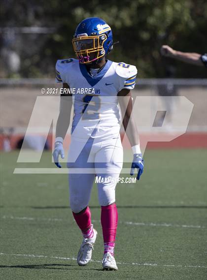 Thumbnail 2 in Pinole Valley @ Salesian College Preparatory photogallery.