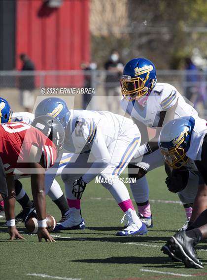 Thumbnail 1 in Pinole Valley @ Salesian College Preparatory photogallery.