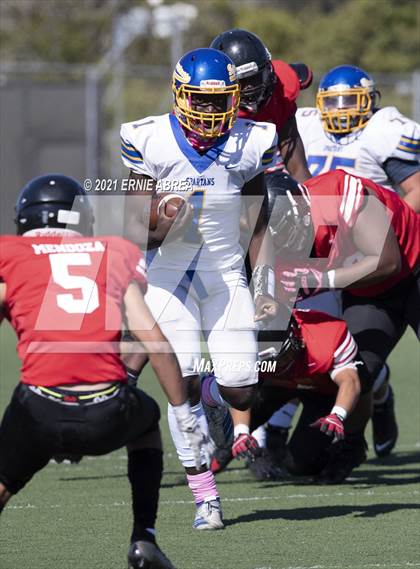 Thumbnail 2 in Pinole Valley @ Salesian College Preparatory photogallery.
