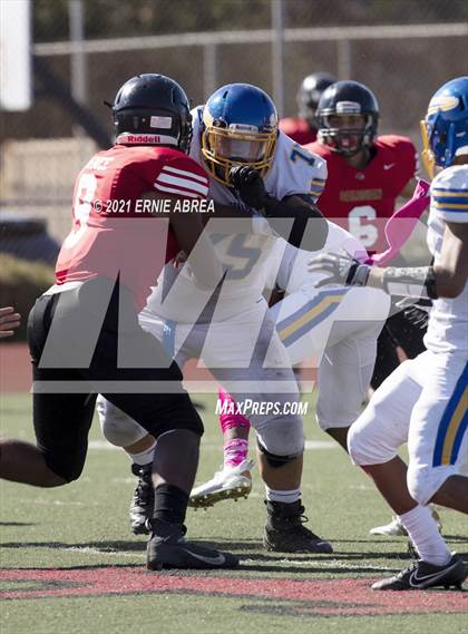Thumbnail 3 in Pinole Valley @ Salesian College Preparatory photogallery.