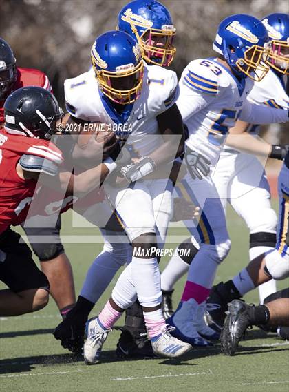 Thumbnail 2 in Pinole Valley @ Salesian College Preparatory photogallery.