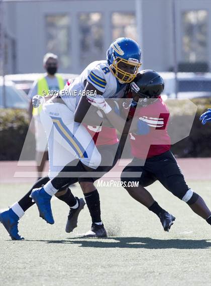 Thumbnail 1 in Pinole Valley @ Salesian College Preparatory photogallery.