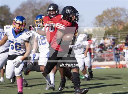 Thumbnail 2 in Pinole Valley @ Salesian College Preparatory photogallery.