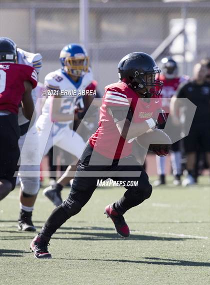 Thumbnail 1 in Pinole Valley @ Salesian College Preparatory photogallery.
