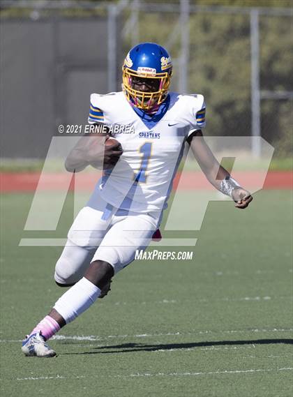 Thumbnail 2 in Pinole Valley @ Salesian College Preparatory photogallery.