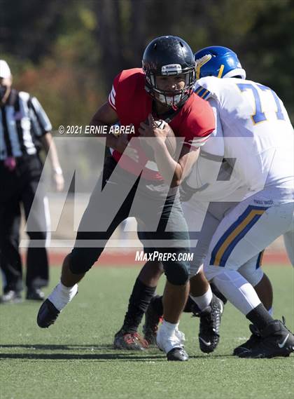 Thumbnail 2 in Pinole Valley @ Salesian College Preparatory photogallery.
