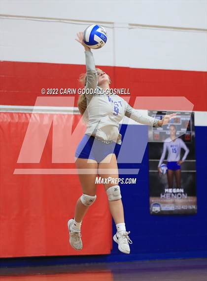Thumbnail 2 in Jacksonville @ West Carteret photogallery.