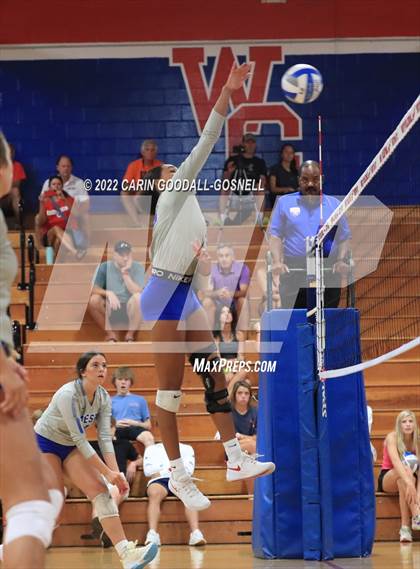 Thumbnail 2 in Jacksonville @ West Carteret photogallery.