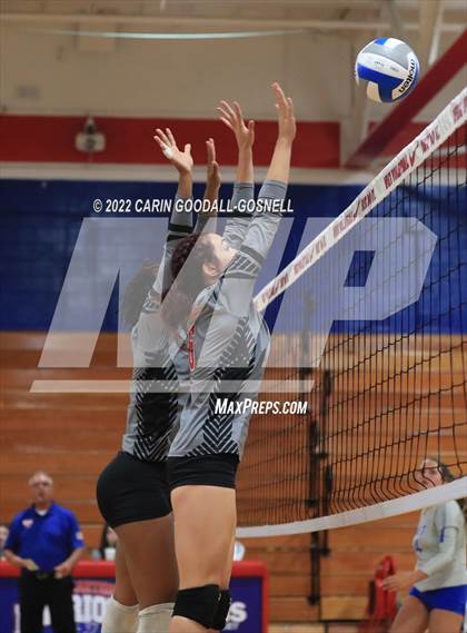 Thumbnail 3 in Jacksonville @ West Carteret photogallery.