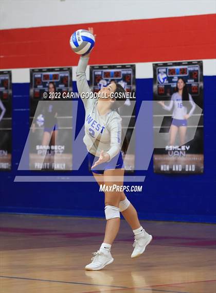 Thumbnail 2 in Jacksonville @ West Carteret photogallery.