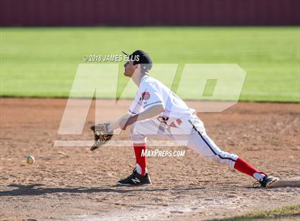 Thumbnail 2 in Connally @ Lorena photogallery.