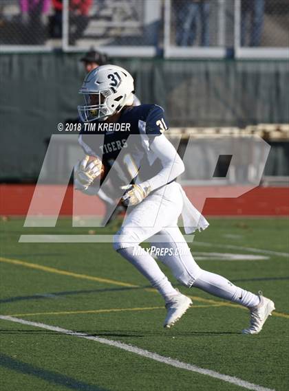 Thumbnail 1 in Hollidaysburg vs. Archbishop Wood (PIAA 5A Quarterfinal) photogallery.