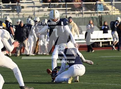 Thumbnail 3 in Hollidaysburg vs. Archbishop Wood (PIAA 5A Quarterfinal) photogallery.