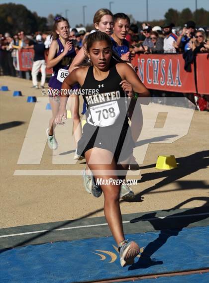 Thumbnail 2 in NCHSAA 2A Championship photogallery.