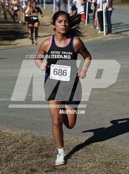 Thumbnail 1 in NCHSAA 2A Championship photogallery.