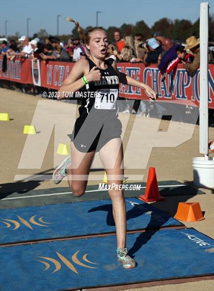 Thumbnail 1 in NCHSAA 2A Championship photogallery.