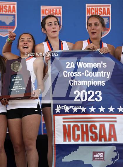Thumbnail 2 in NCHSAA 2A Championship photogallery.