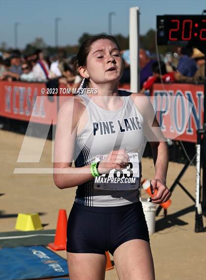 Thumbnail 1 in NCHSAA 2A Championship photogallery.