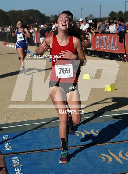 Thumbnail 2 in NCHSAA 2A Championship photogallery.