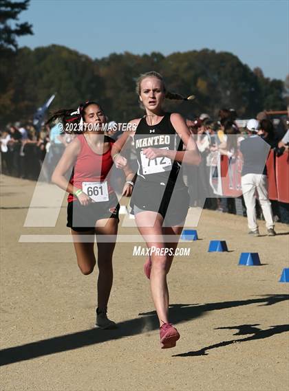 Thumbnail 1 in NCHSAA 2A Championship photogallery.