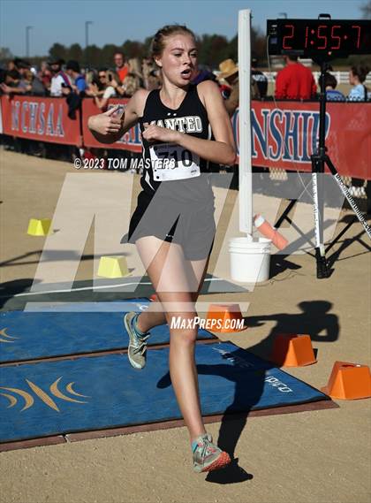 Thumbnail 2 in NCHSAA 2A Championship photogallery.