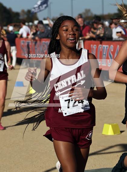 Thumbnail 3 in NCHSAA 2A Championship photogallery.