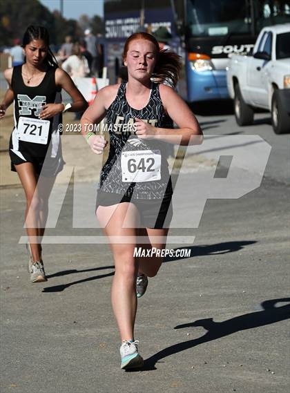 Thumbnail 1 in NCHSAA 2A Championship photogallery.