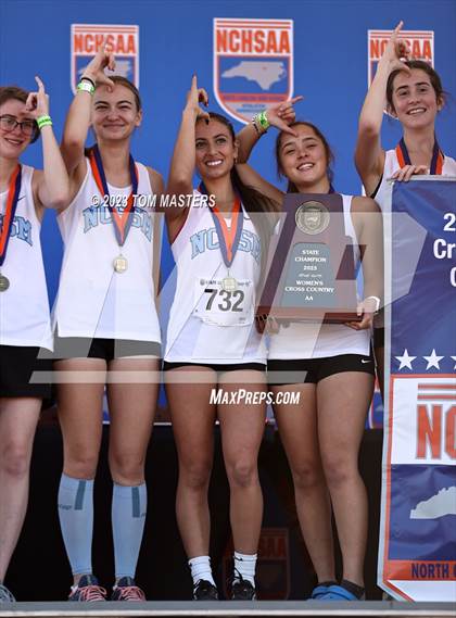 Thumbnail 2 in NCHSAA 2A Championship photogallery.