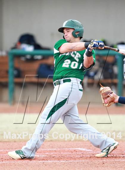 Thumbnail 3 in ThunderRidge vs Venice (National High School Invitational) photogallery.