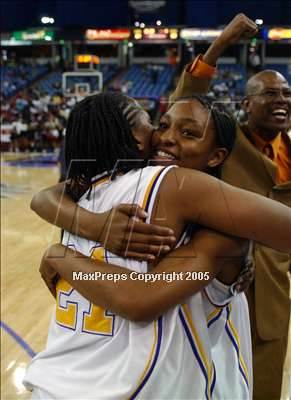 Thumbnail 1 in Canyon Springs vs. Oakland Tech (State D1 Final)#3 photogallery.