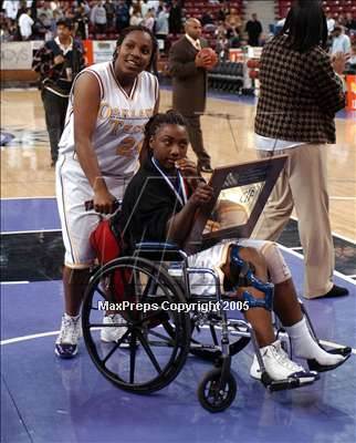 Thumbnail 3 in Canyon Springs vs. Oakland Tech (State D1 Final)#3 photogallery.