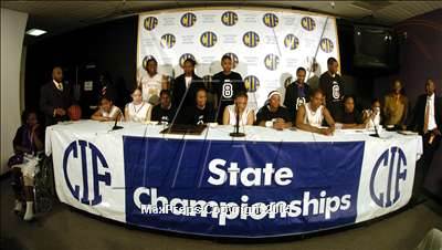 Thumbnail 3 in Canyon Springs vs. Oakland Tech (State D1 Final)#3 photogallery.