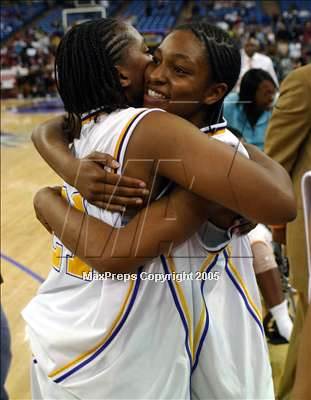 Thumbnail 3 in Canyon Springs vs. Oakland Tech (State D1 Final)#3 photogallery.