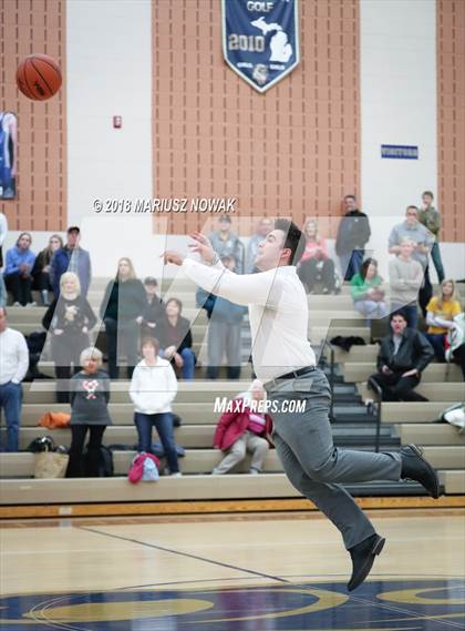 Thumbnail 1 in Adams @ Stoney Creek photogallery.