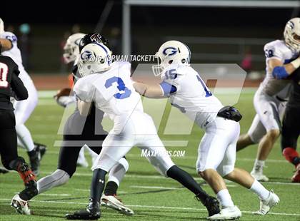 Thumbnail 2 in Goddard vs. Heights (KSHSAA 5A Playoff) photogallery.