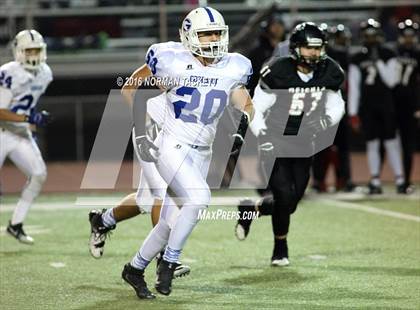 Thumbnail 1 in Goddard vs. Heights (KSHSAA 5A Playoff) photogallery.