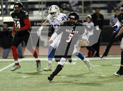 Thumbnail 3 in Goddard vs. Heights (KSHSAA 5A Playoff) photogallery.