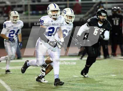 Thumbnail 3 in Goddard vs. Heights (KSHSAA 5A Playoff) photogallery.