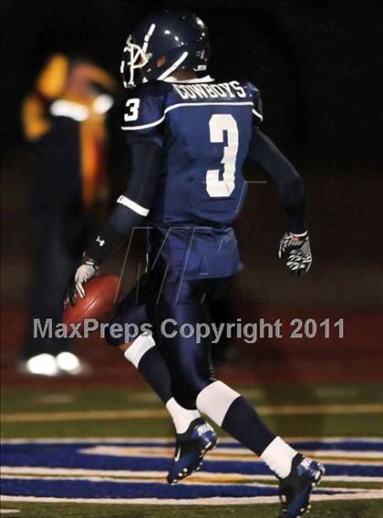 Thumbnail 2 in La Quinta vs. Chino (CIF SS Playoffs) photogallery.