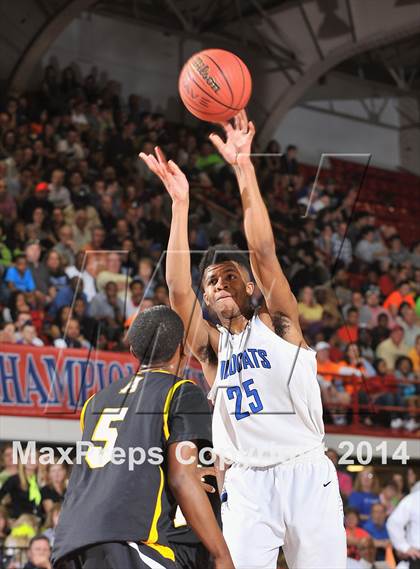 Thumbnail 1 in Apex vs. Lake Norman (NCHSAA 4A Final) photogallery.