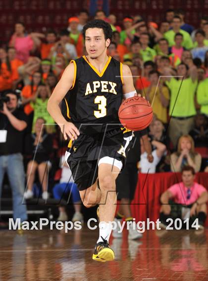 Thumbnail 3 in Apex vs. Lake Norman (NCHSAA 4A Final) photogallery.