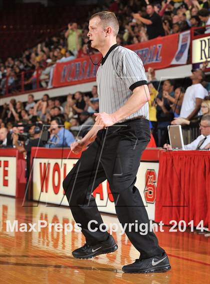 Thumbnail 3 in Apex vs. Lake Norman (NCHSAA 4A Final) photogallery.